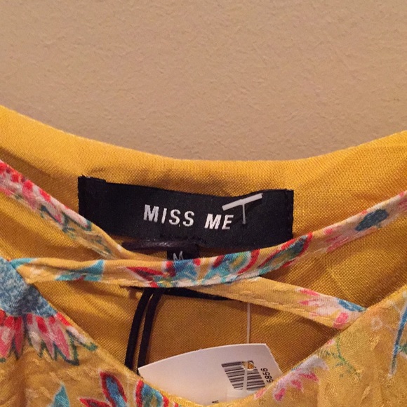 MISS ME Top Floral Off Shoulder Blouse Yellow NWT - Picture 4 of 6